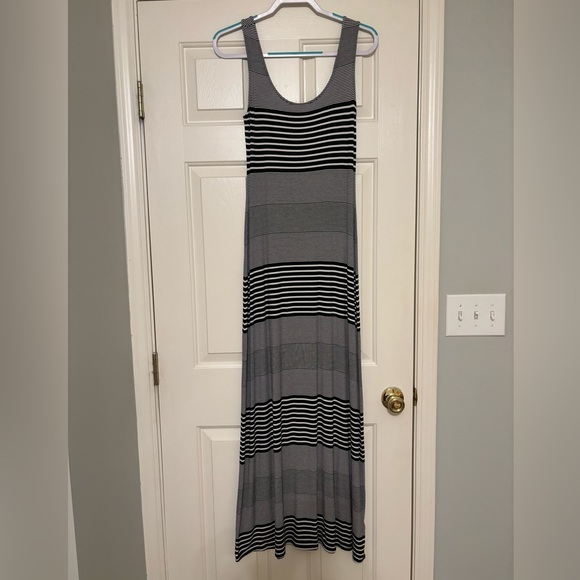 5 for $15-Striped Sleeveless Maxi Dress - Picture 1 of 4